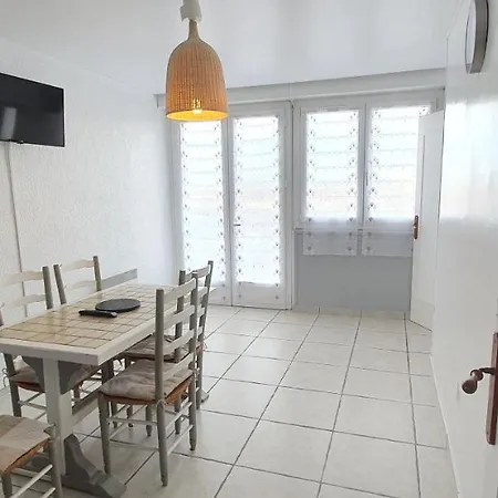 Apartment 40 M2 Rdc Front De Mer 5 Personnes *